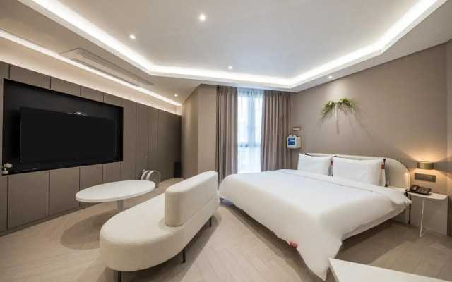 Brown Dot Hotel Masan
