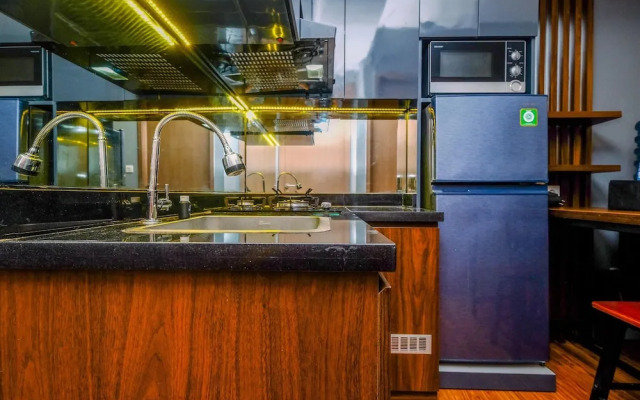 Nice and Modern 2BR at Podomoro Golf View Apartment