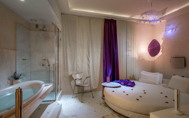 Suite Sistina For Brave Lovers