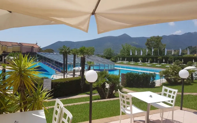 Tastefully Furnished Studio Near the Sea