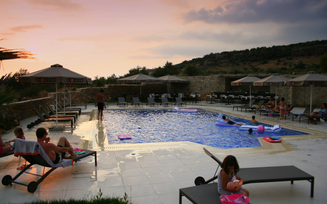 Anaxo Resort
