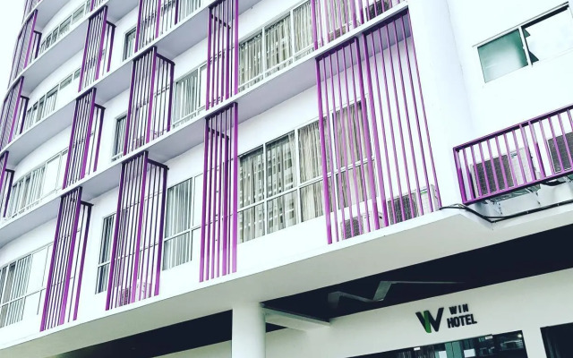 Win Hotel
