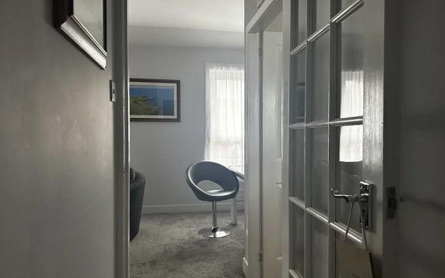 The Sandgate New Immaculate 1-bed Apartment in Ayr