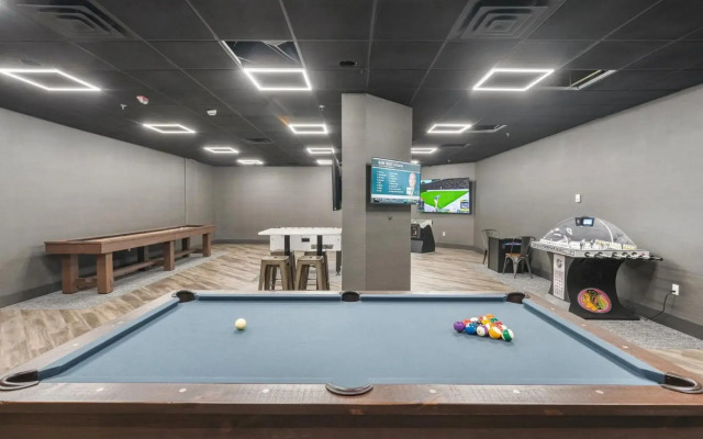Crowne Plaza Suites MSP Airport - Mall of America by IHG