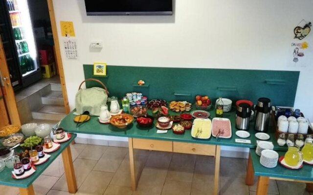 Youth Hostel Barovc
