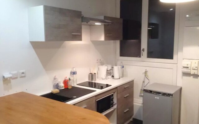 Apartment With one Bedroom in Orléans, With Wifi