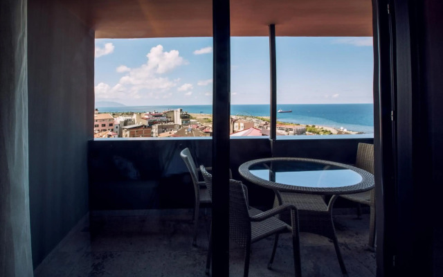 Life Point Hotel