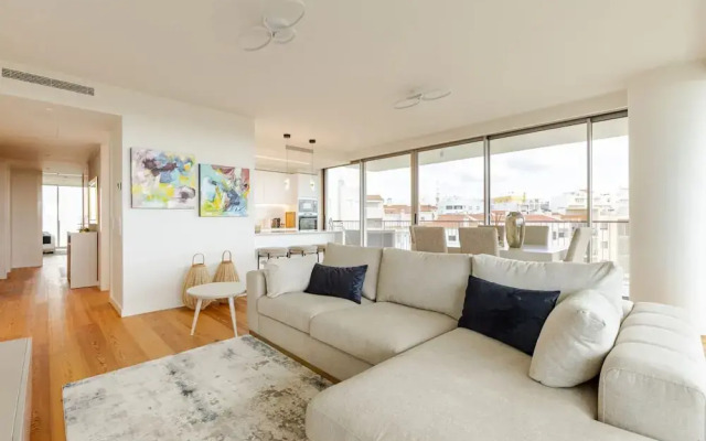 Luxury 2BR Sea view Pool