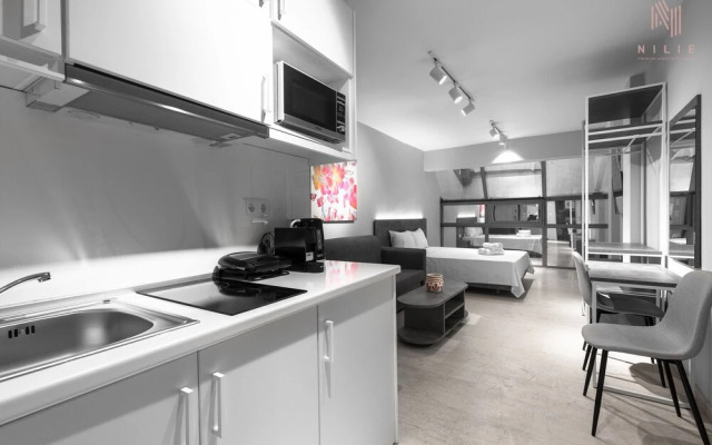 Modeco Nilie Hospitality MGMT