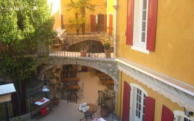 Hôtel L'Oronge
