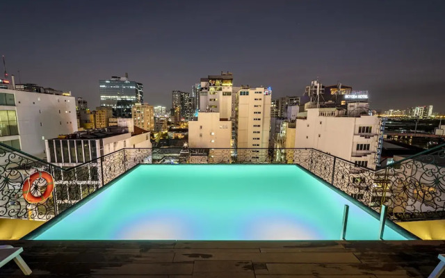 Icon Saigon-Luxury Design Hotel
