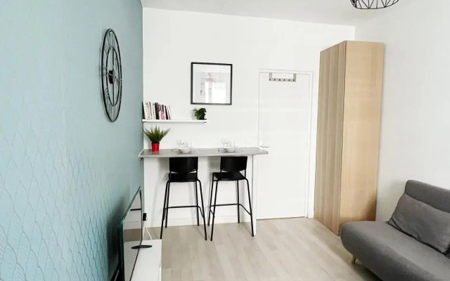 #702 Studio cosy à proximité de Paris 20ème