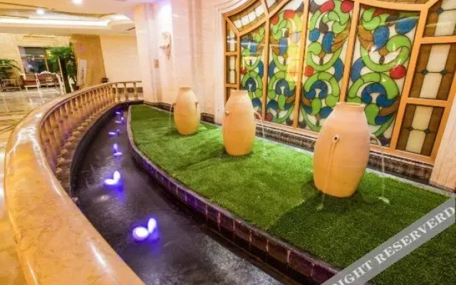 Changzhou Venice Hotel (Zhongwu Square Store)
