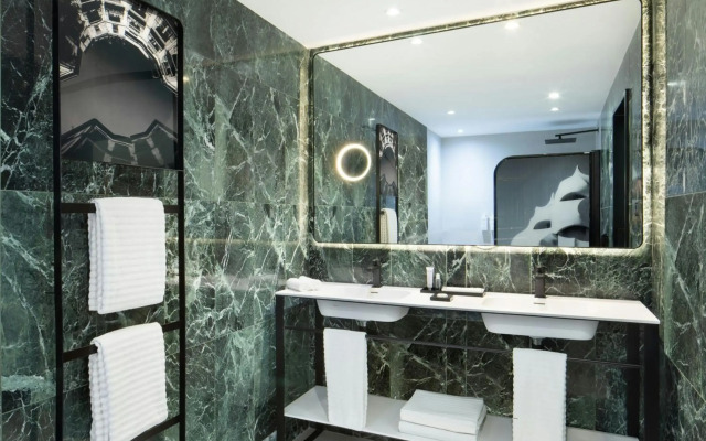 Renaissance Barcelona Hotel