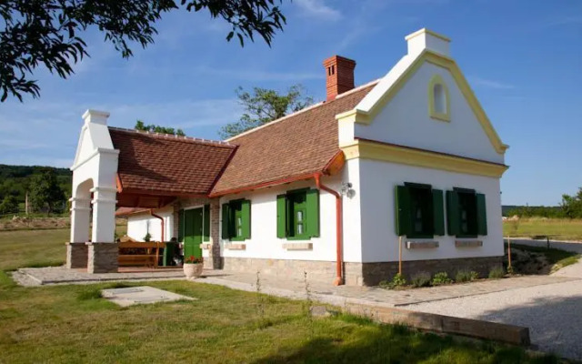 Öreghegyi Apartman