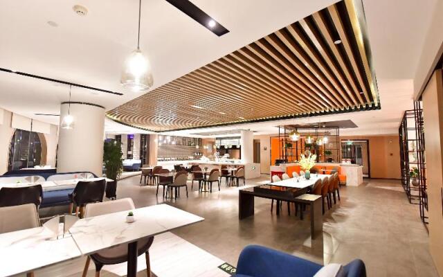 Atour Hotel Yinchuan Drum Tower