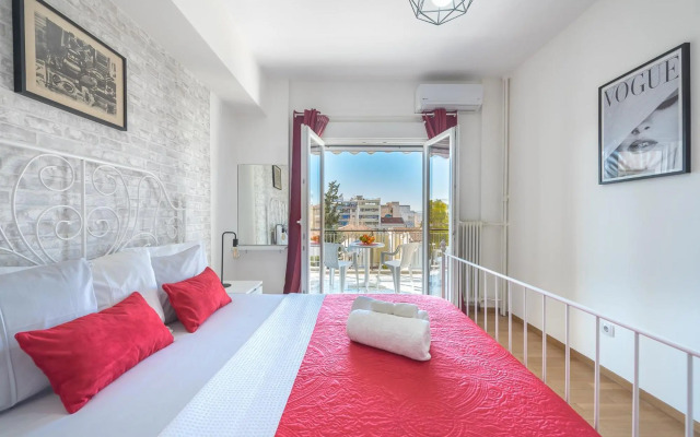 Superb Acropolis view 3bd apt in historical center