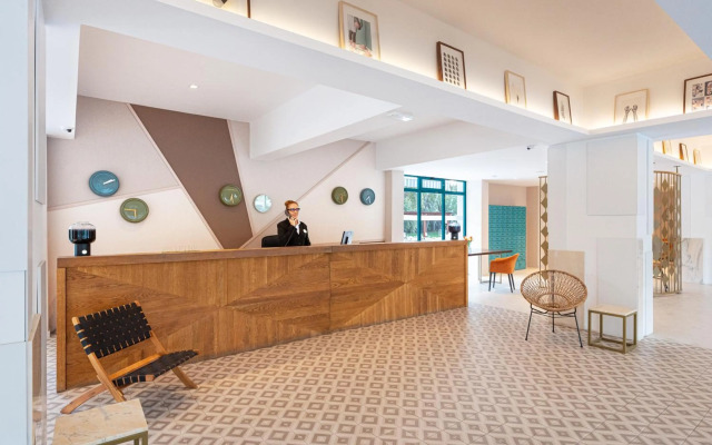Zefir Hotel