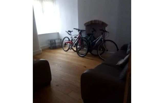 Charming Crewe Room