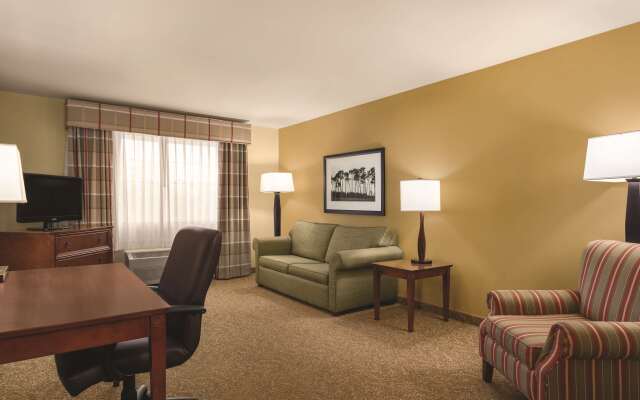 Country Inn & Suites by Radisson, Dakota Dunes, SD