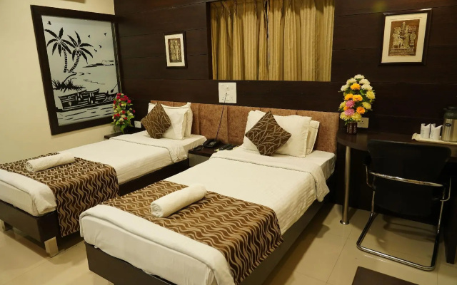 Marshall the grand – Guest Rooms – Ahmedabad