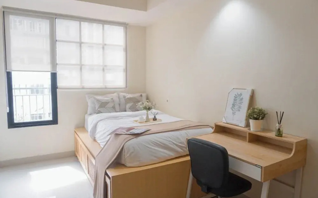 Comfy Studio At 2Nd Floor Evenciio Margonda Apartment