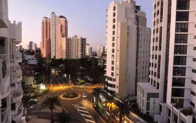 Broadbeach Holiday Apartments
