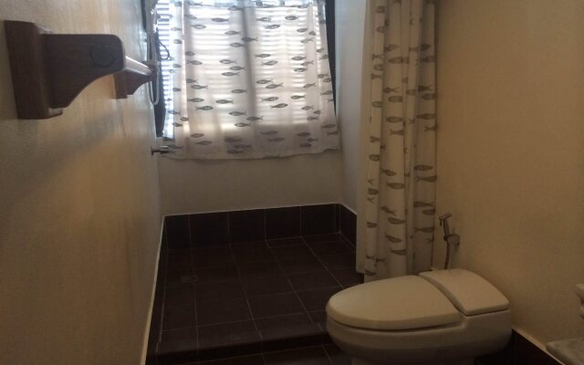 Swipers Inn Boracay