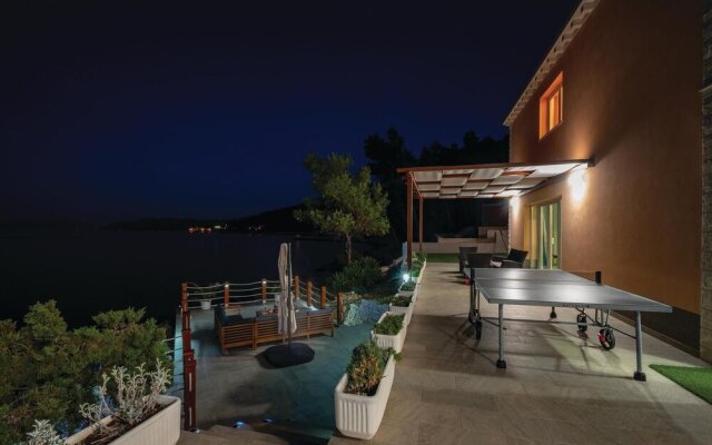 Nice Home in Crnja Luka With Wifi and 4 Bedrooms