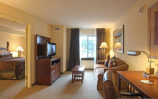 Staybridge Suites North Brunswick by IHG