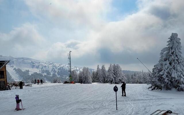 LUX STUDIO 1505 Apart Hotel Zoned II