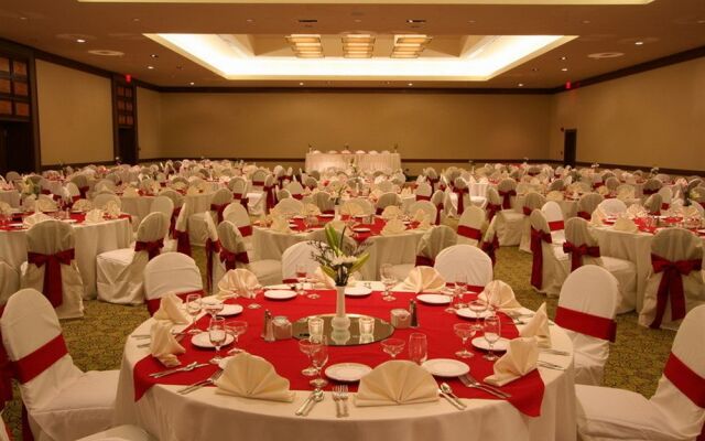 Holiday Inn Rosslyn @ Key Bridge