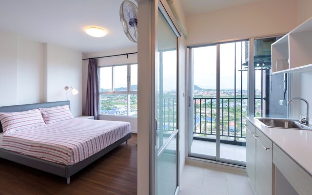 Baan KiangFah SeaView Condominium