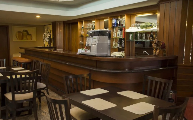 Lagoa Serena Flat Hotel