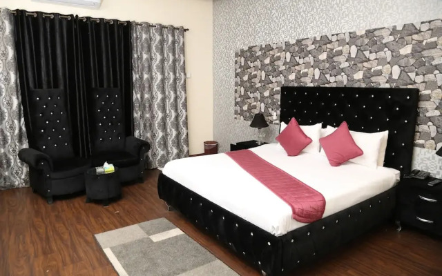 Westin Suites Guest House