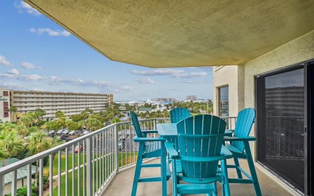 Inlet Reef 419 3 Bedroom Condo by RedAwning