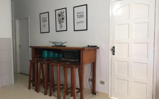 Casa em condomínio em Martin de Sá.