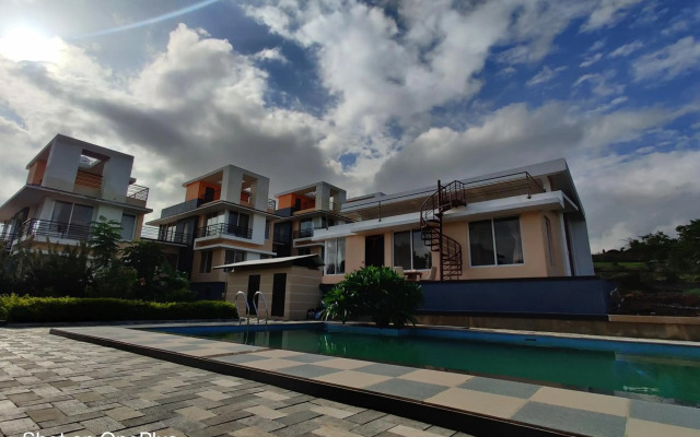 Royal Meadows Igatpuri 2Bhk Poolside Villa