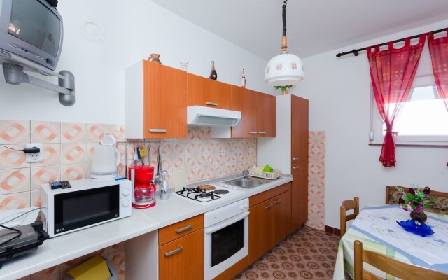 Apartments Anica 2871