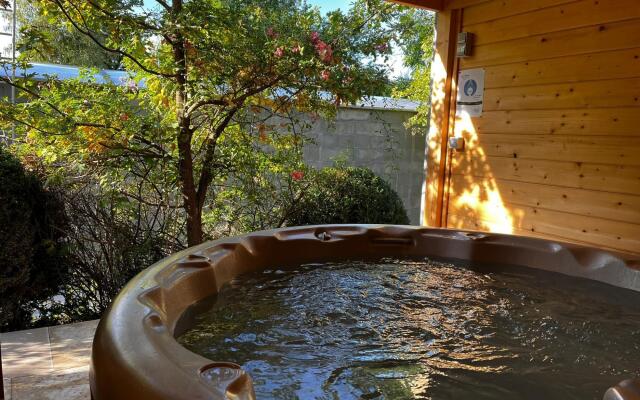 Ardennes farmhouse with heated indoor pool and bubble bath