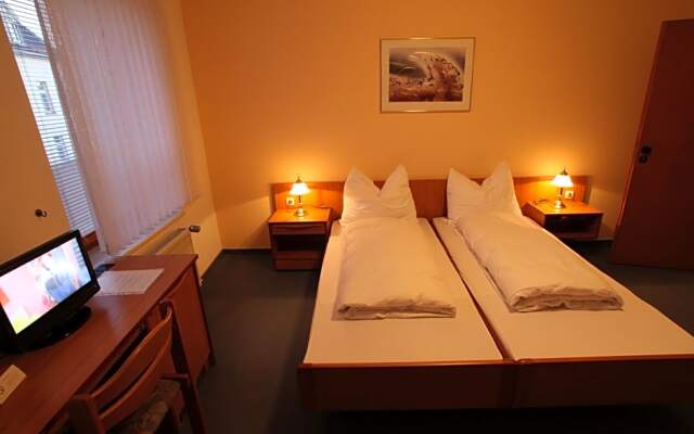 Weie Taube Hotel