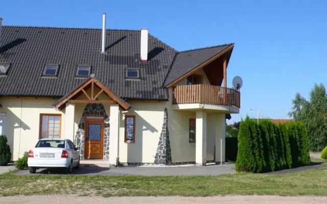 Forrás Vendégház