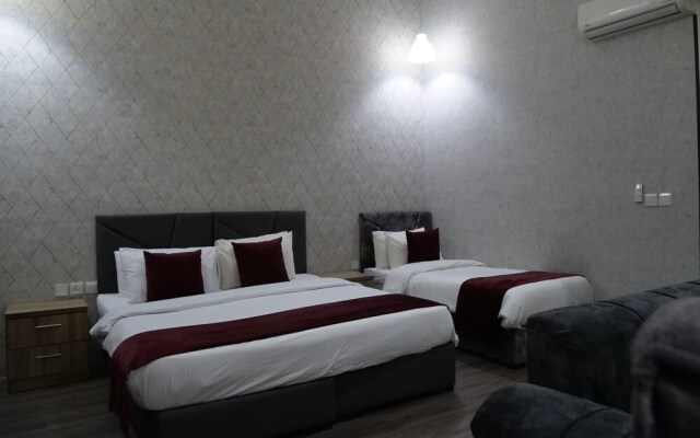 Twins Downtown Hotel