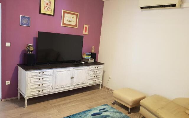 MARIO-50m FROM THE BEACH,TERRACE WITH SEA VIEW!