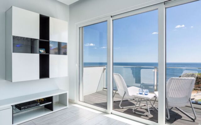 Dream View 50m from the beach