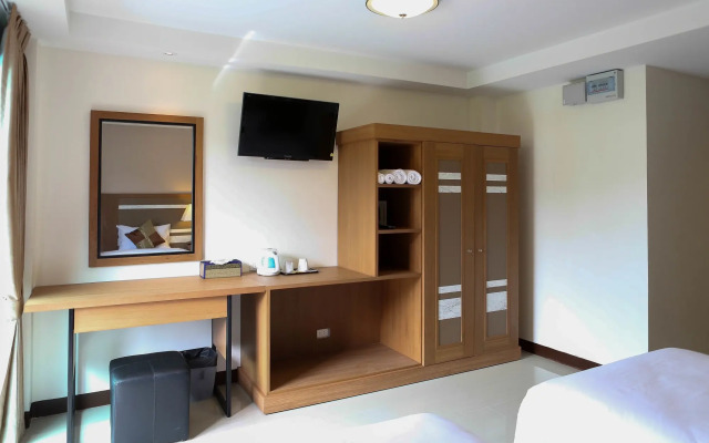 Patong V Hotel