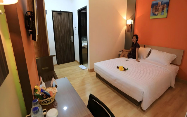 De Nearby Hotel