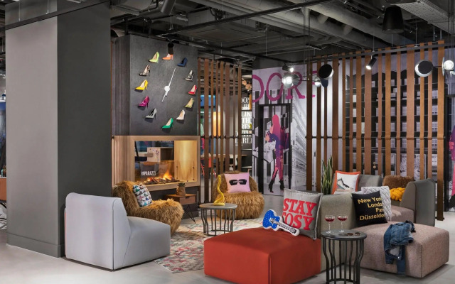 Moxy Duesseldorf City