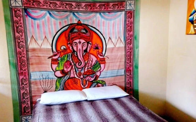 Abu Hotel - Hostel