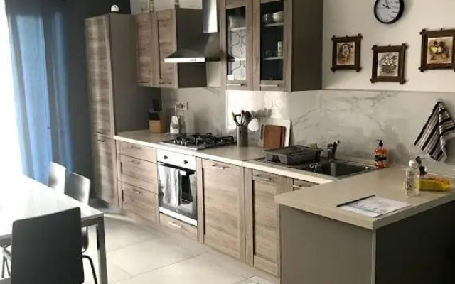 Luqa Apartment - 5 mins from Airport